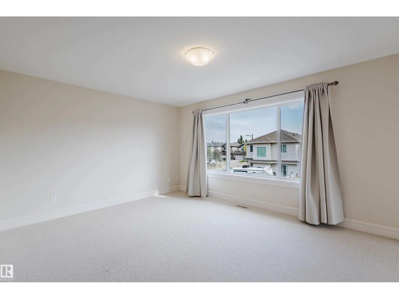 1409 114B ST SW