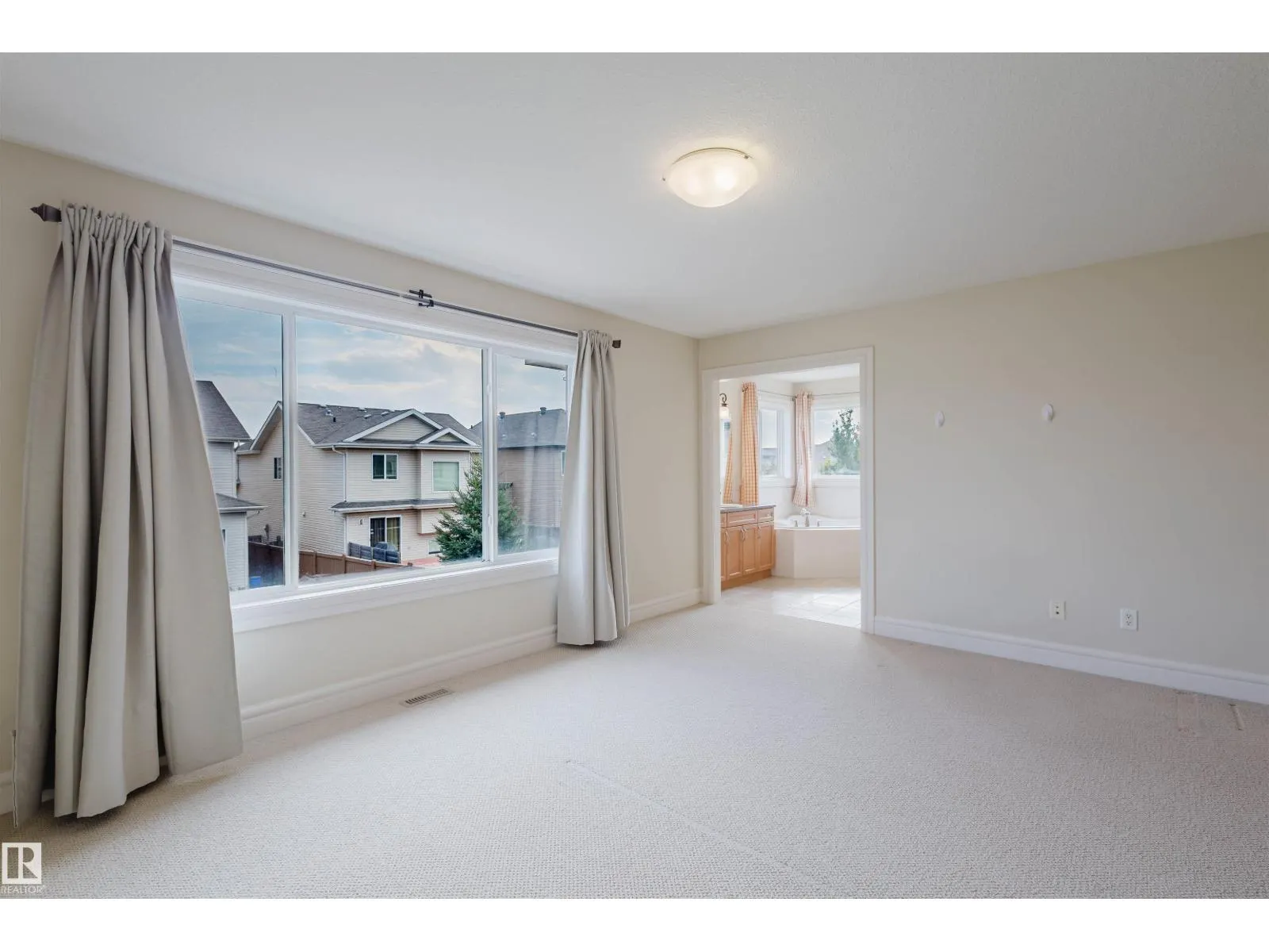 1409 114B ST SW