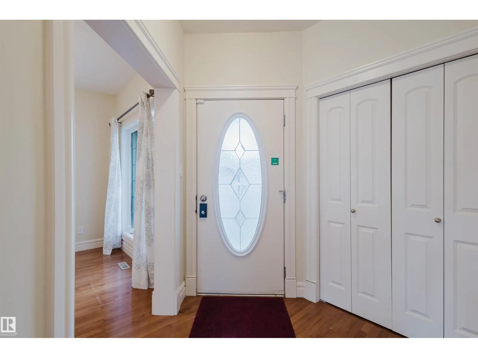 1409 114B ST SW
