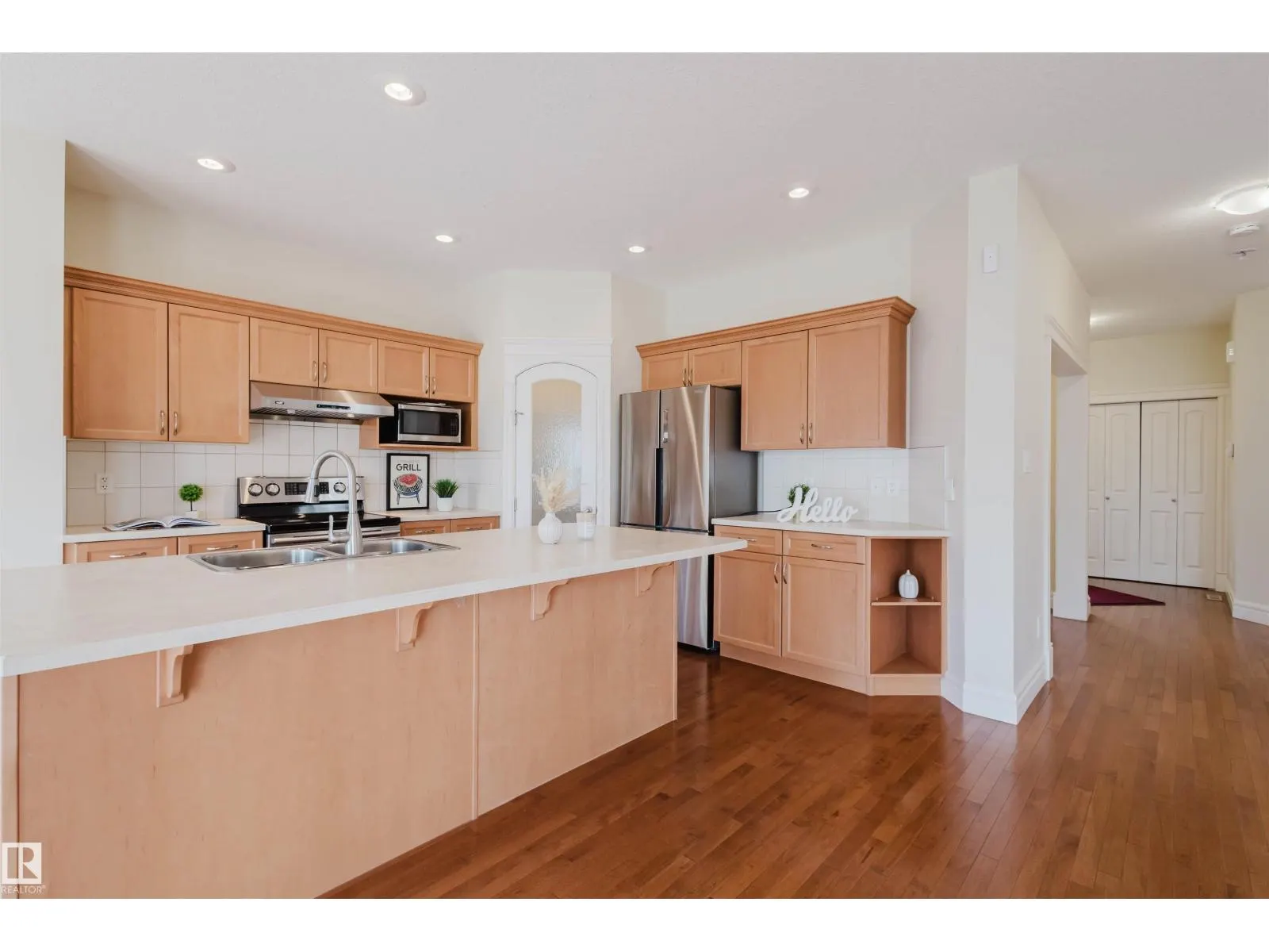 1409 114B ST SW