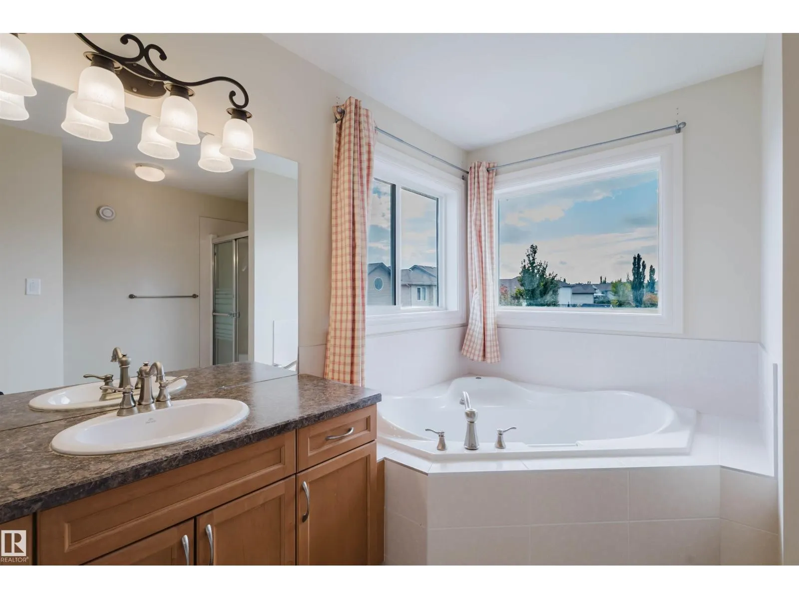 1409 114B ST SW