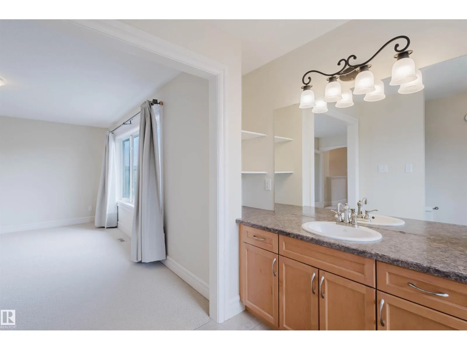 1409 114B ST SW