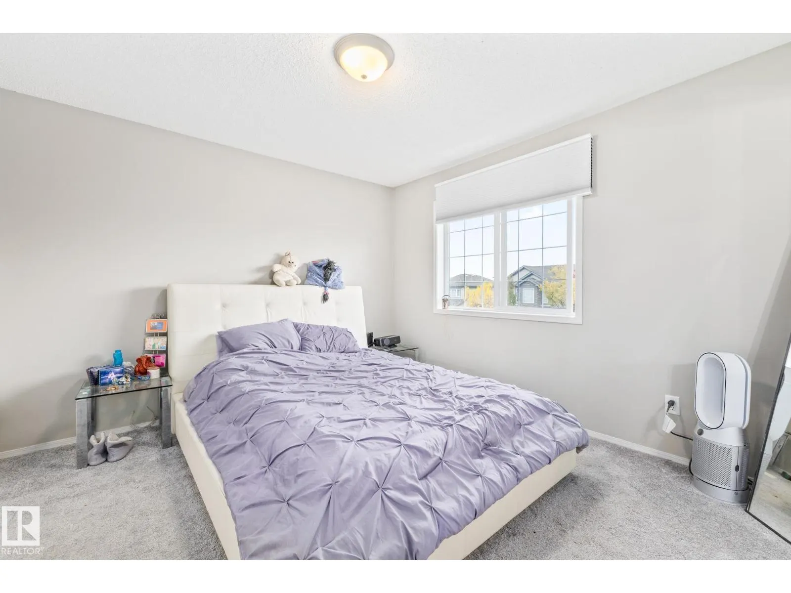 61 Vaughn AV