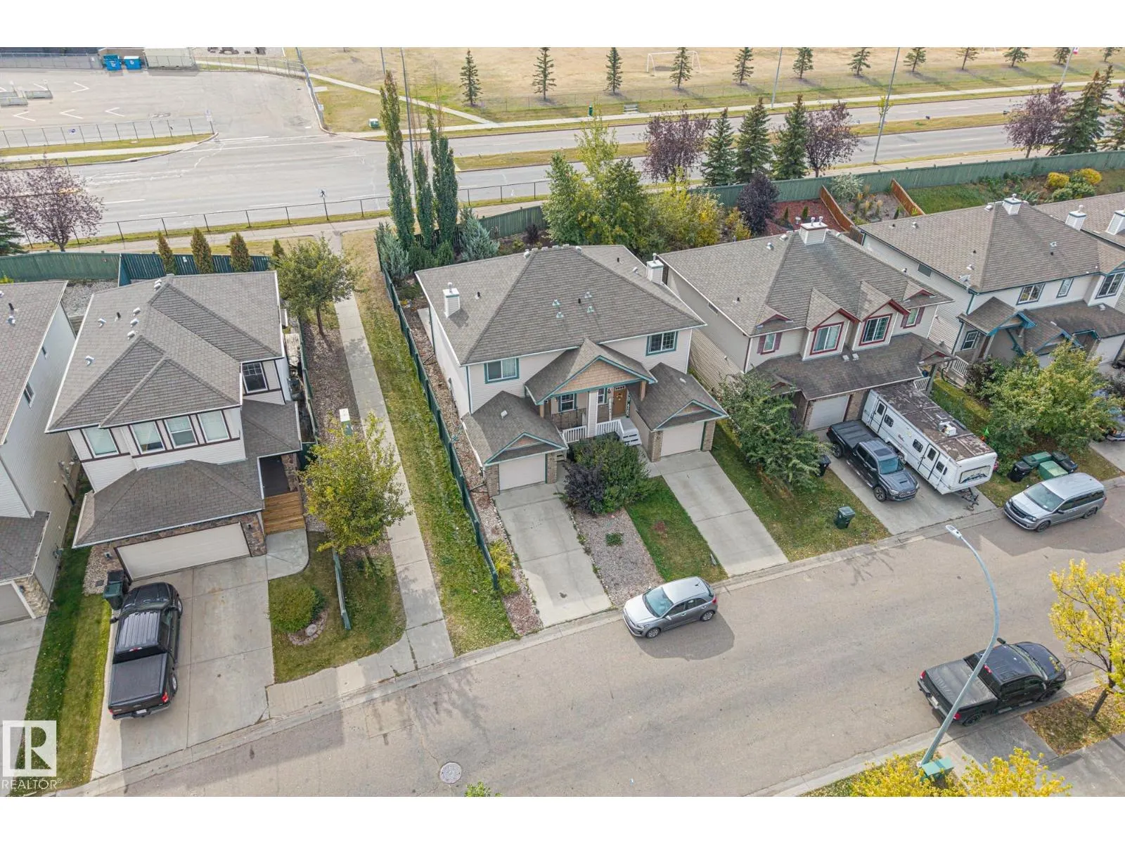 61 Vaughn AV