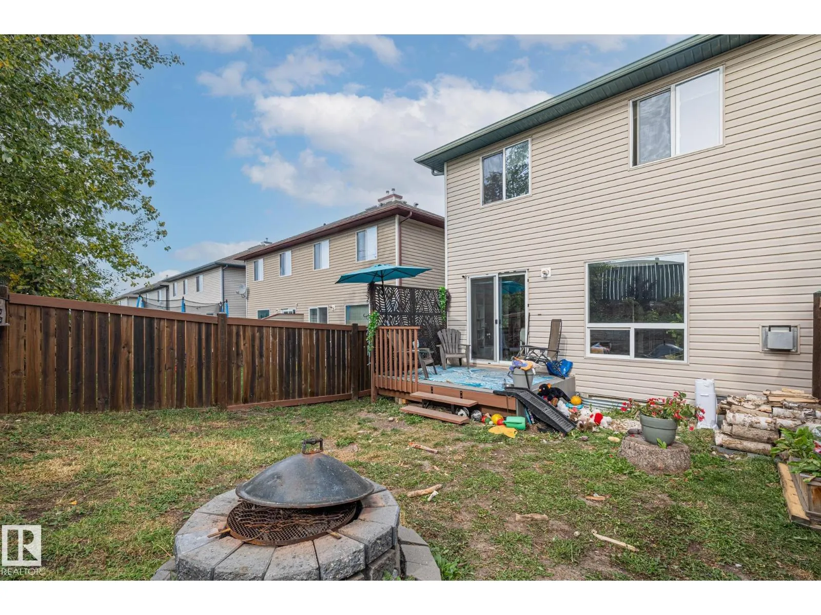 61 Vaughn AV