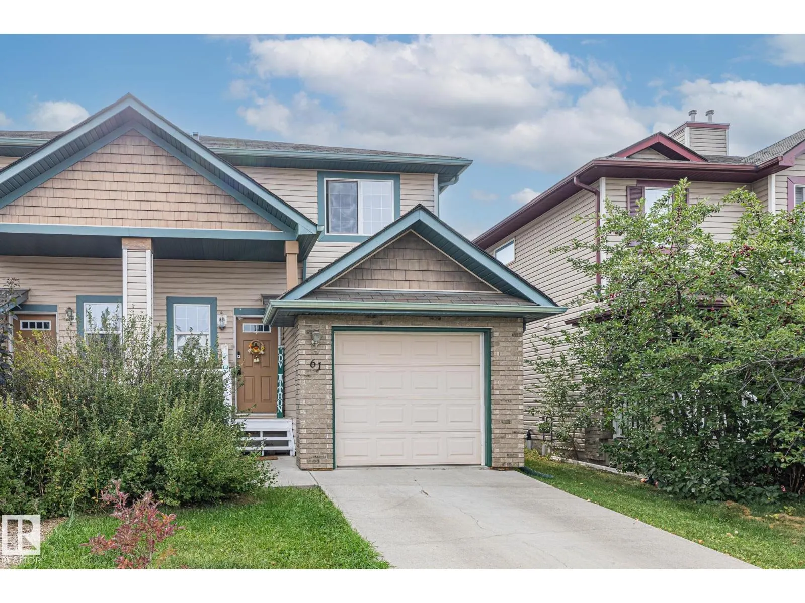 61 Vaughn AV