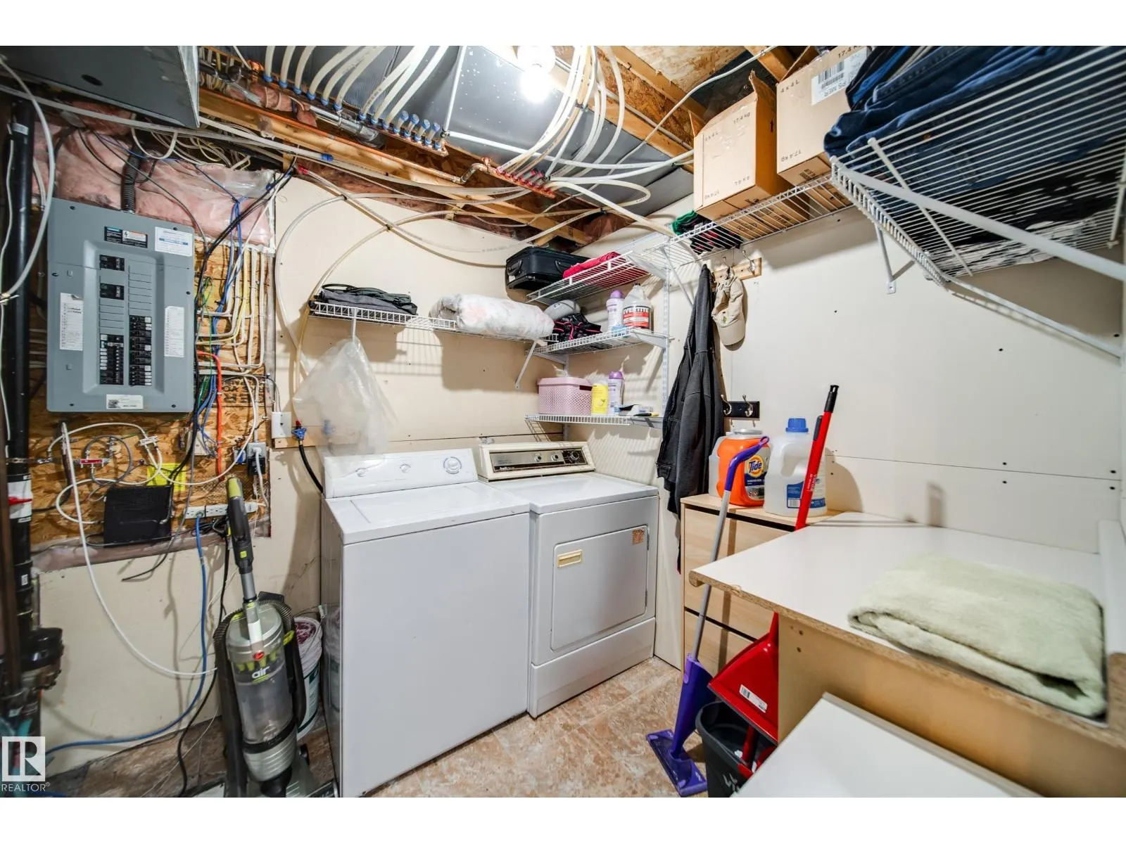 14823 140 ST NW