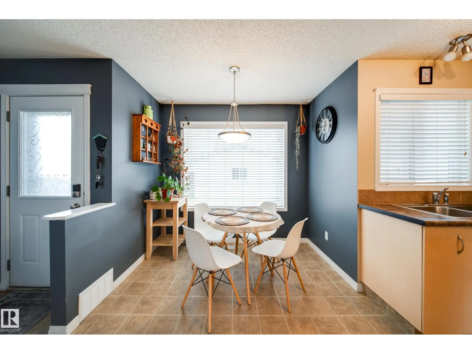 14823 140 ST NW