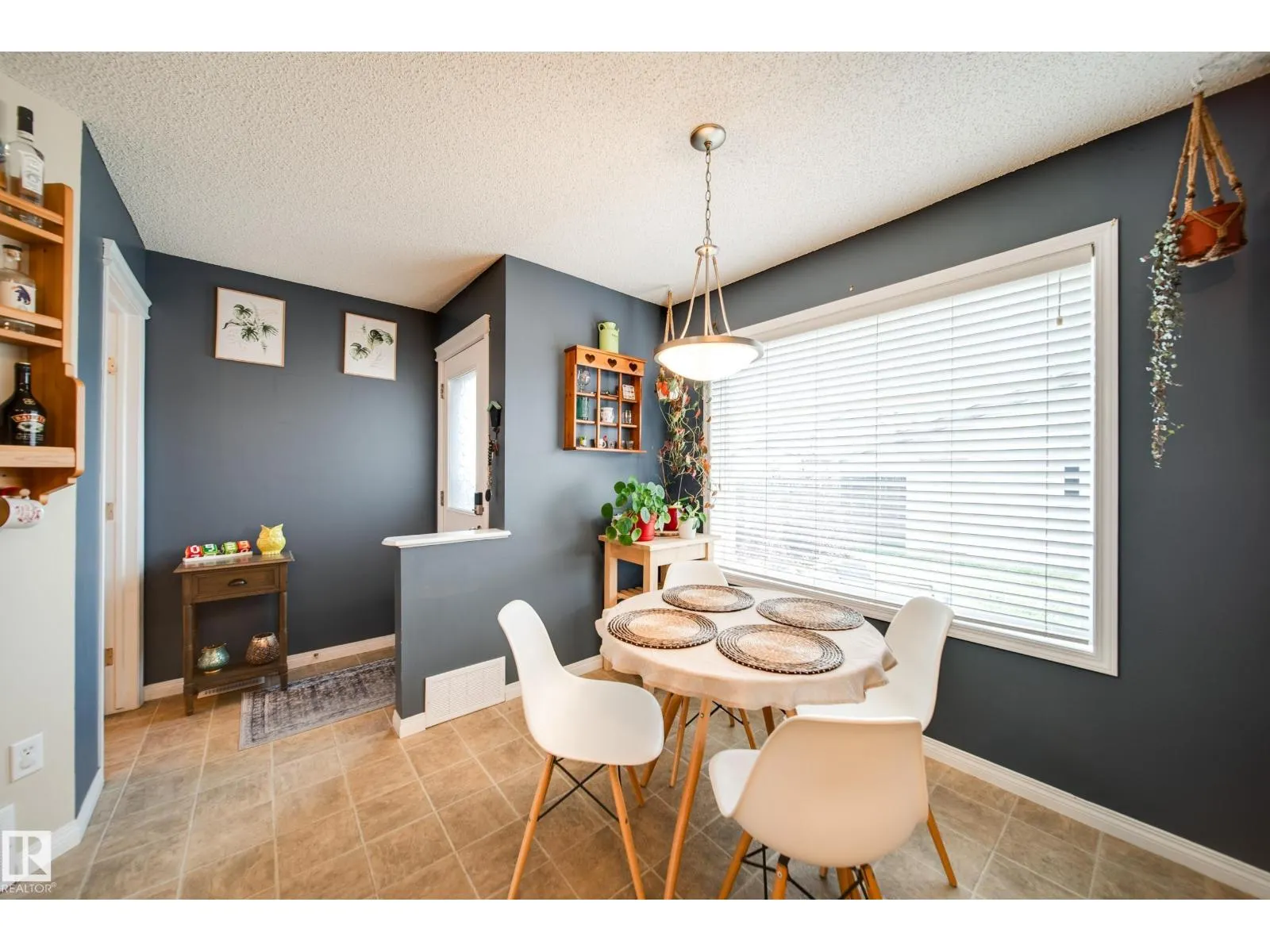 14823 140 ST NW