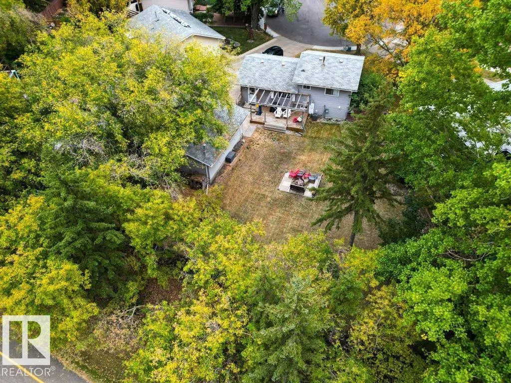 106 MARION PL