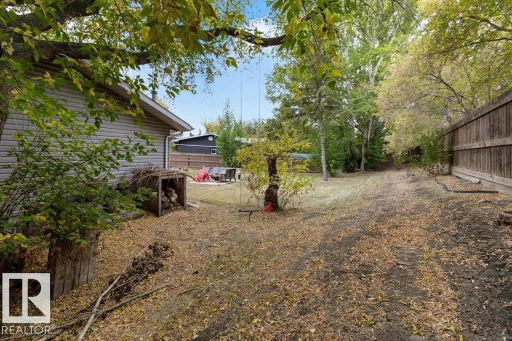 106 MARION PL