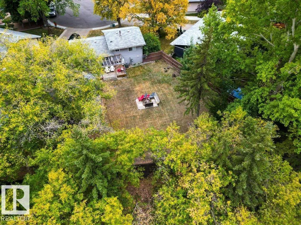 106 MARION PL