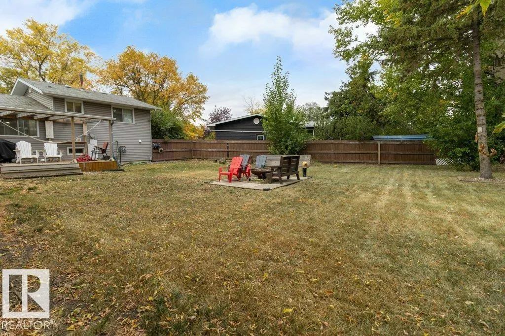 106 MARION PL