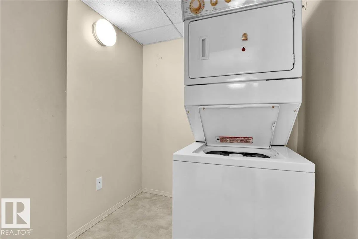 #140 16035 132 ST NW