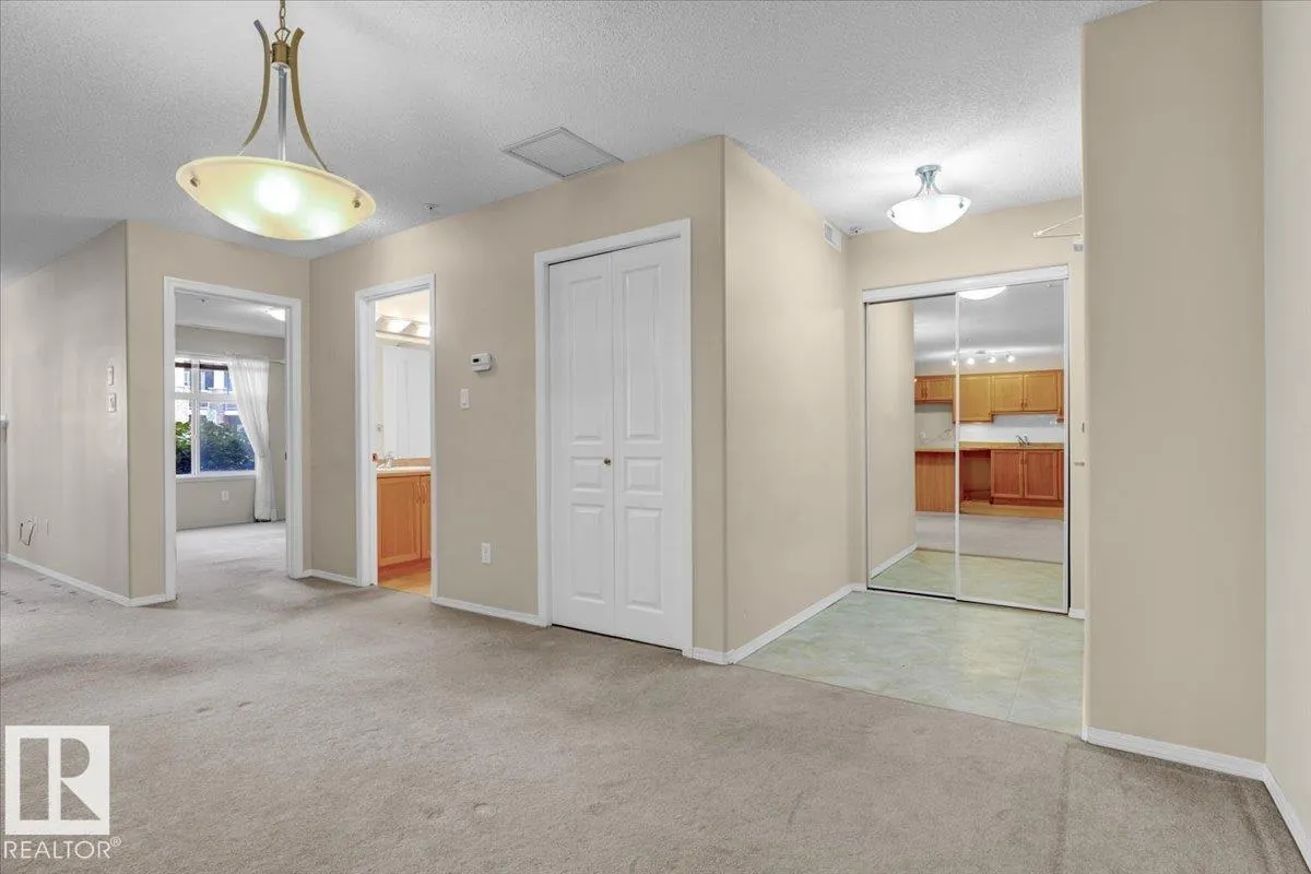 #140 16035 132 ST NW