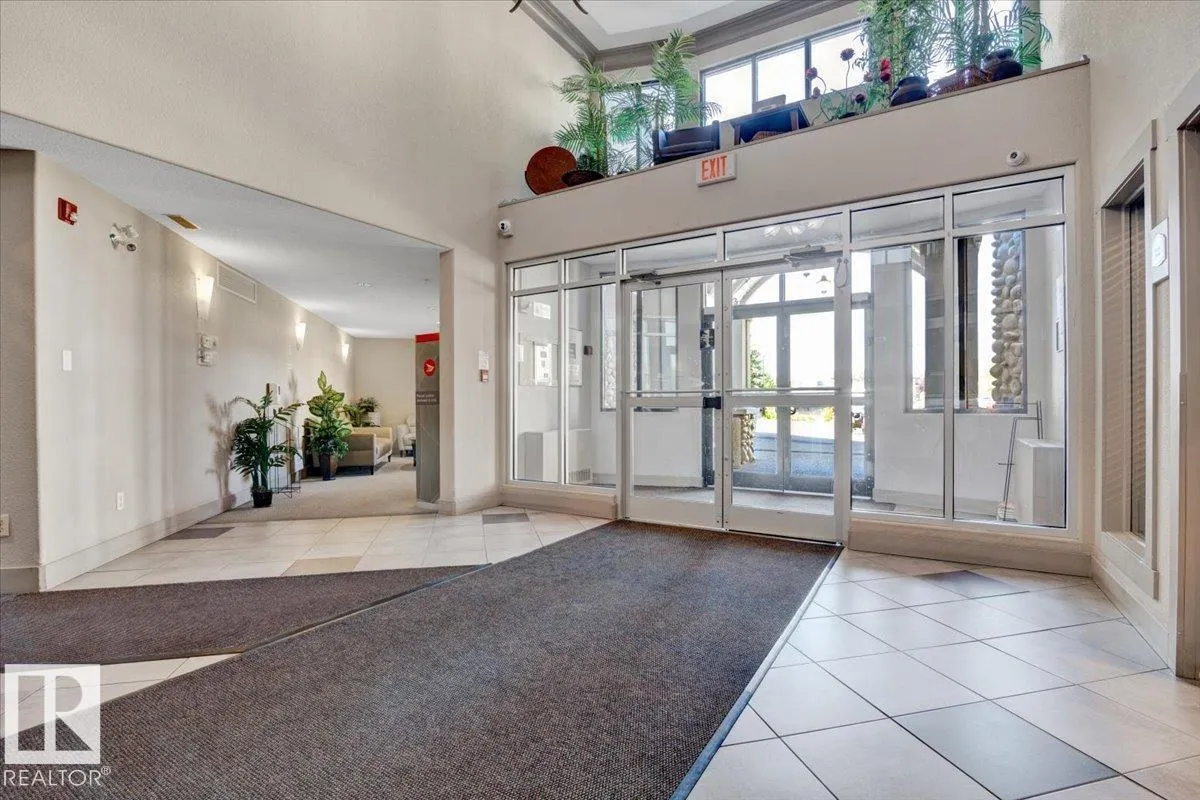 #140 16035 132 ST NW