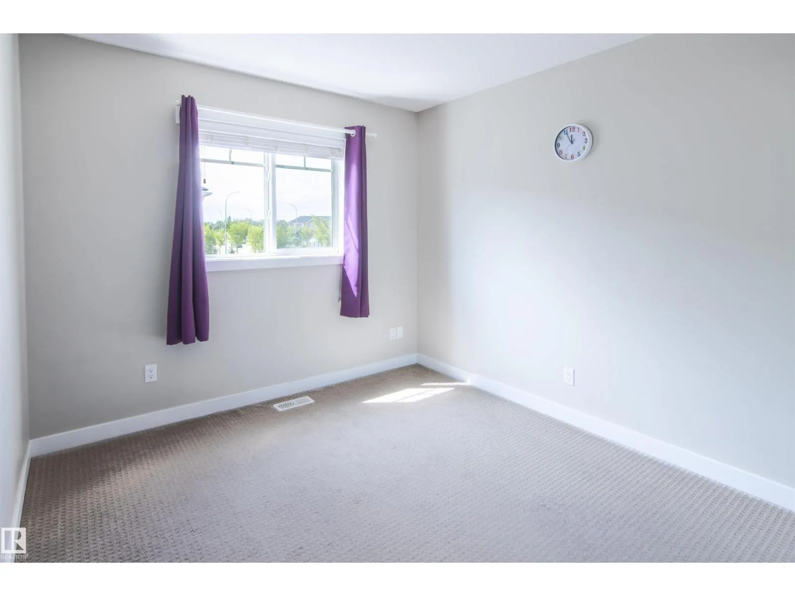 13810 166 AV NW