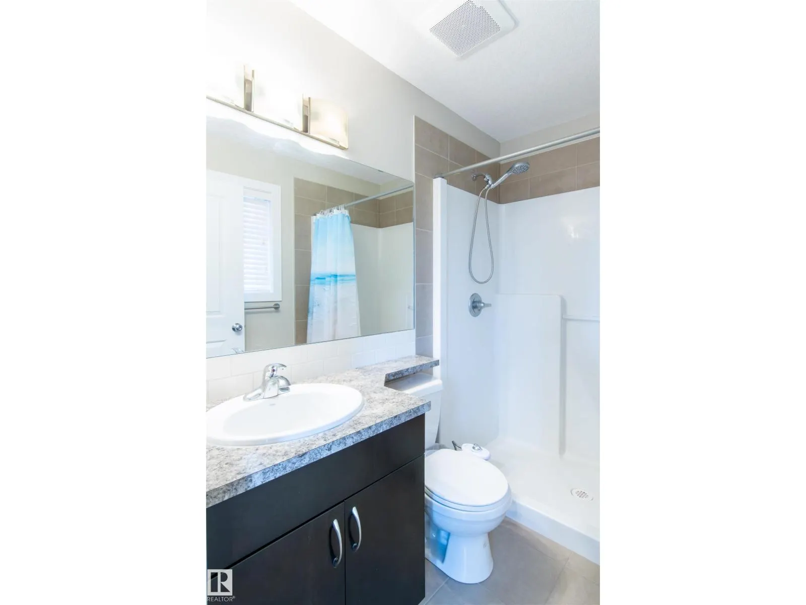 13810 166 AV NW