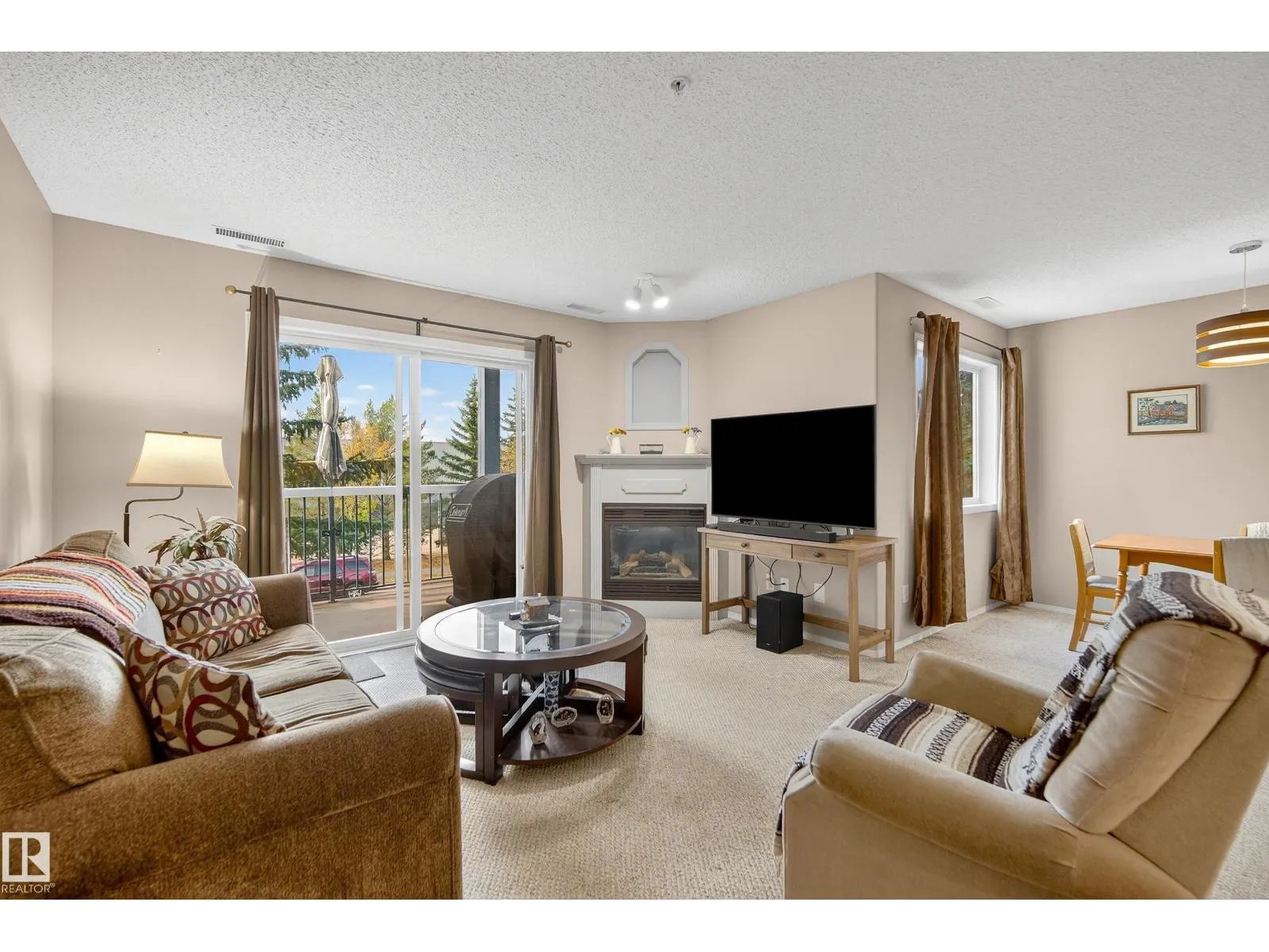 #227 16303 95 ST NW