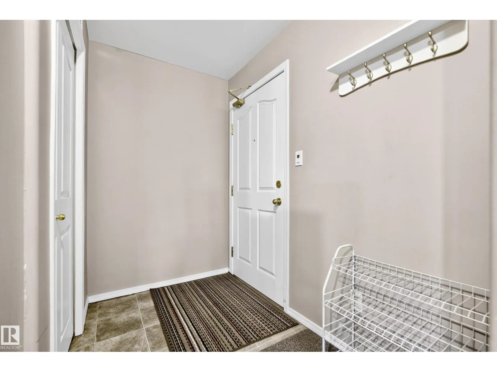 #227 16303 95 ST NW