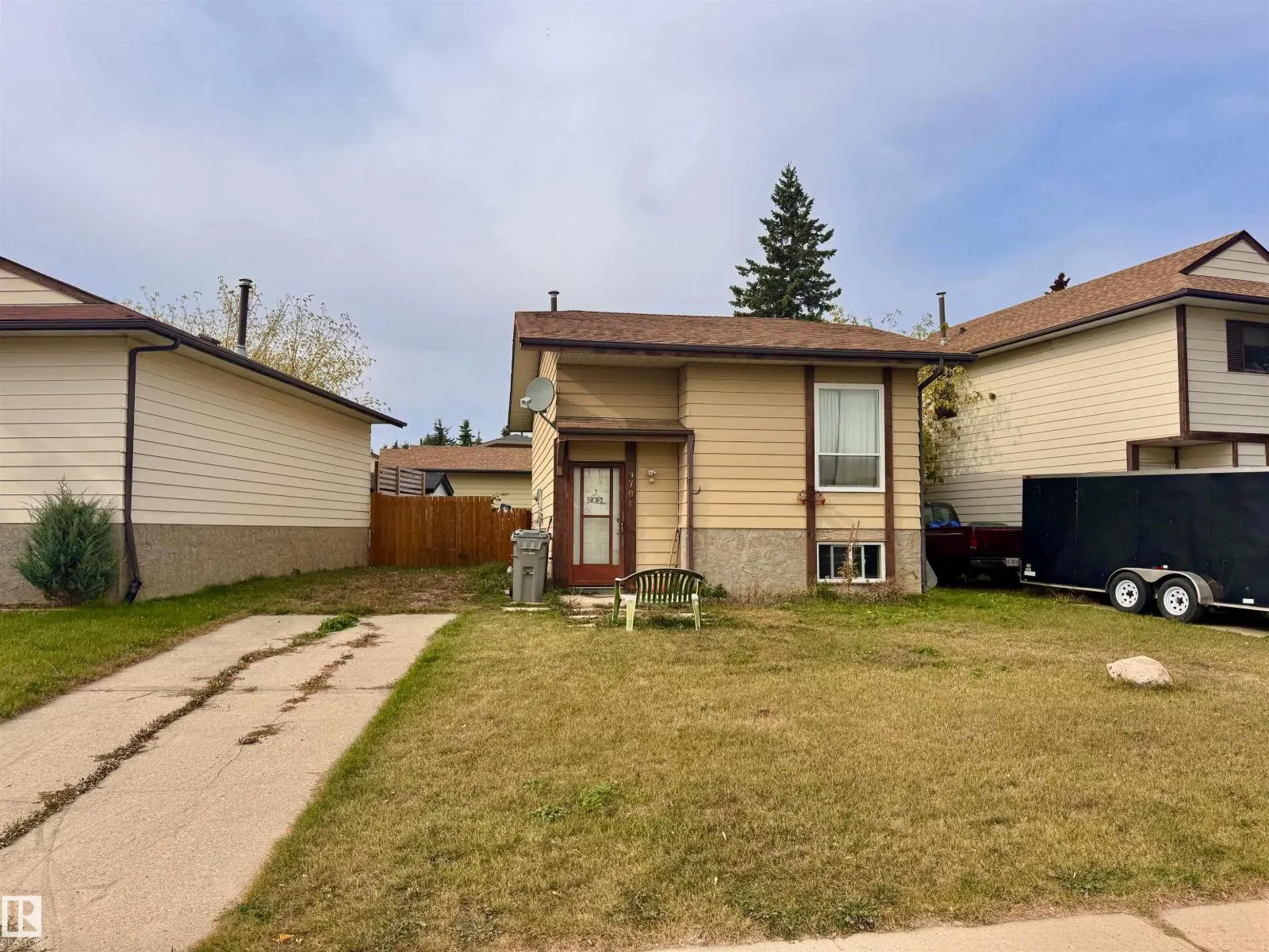 9704 104 ST