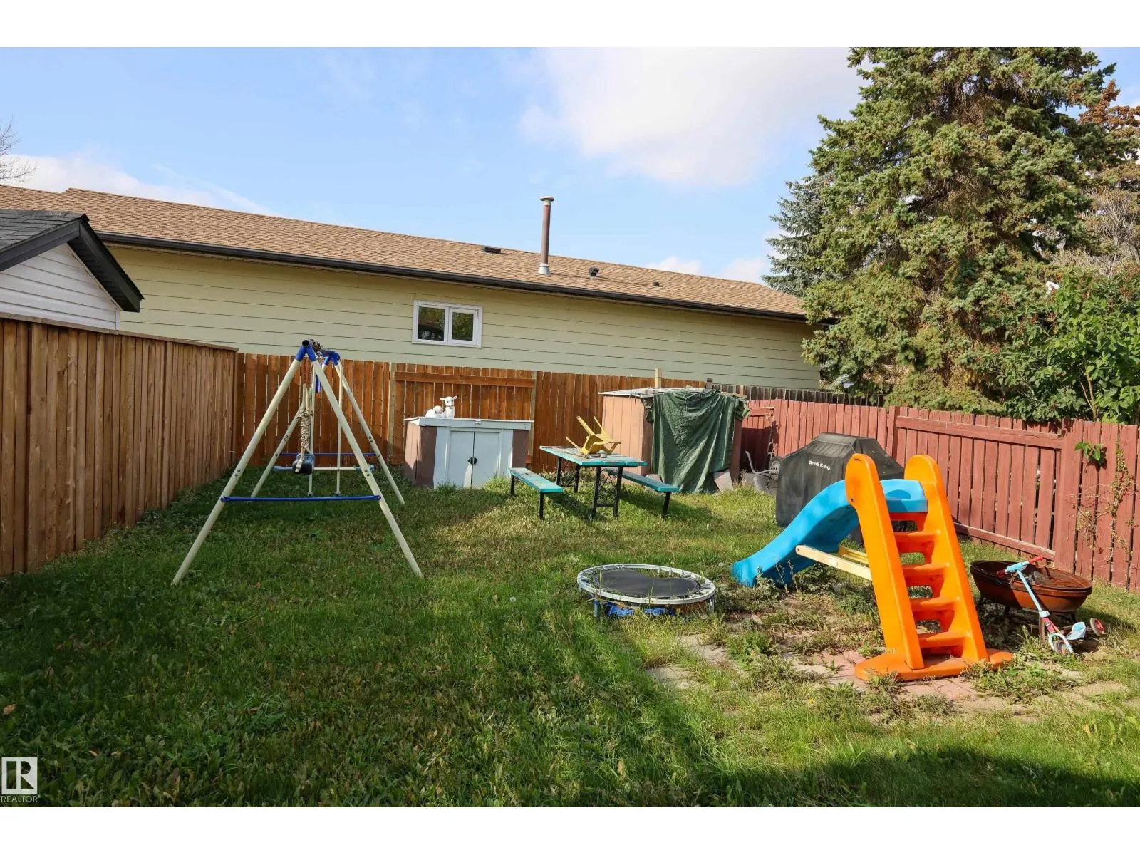 9704 104 ST