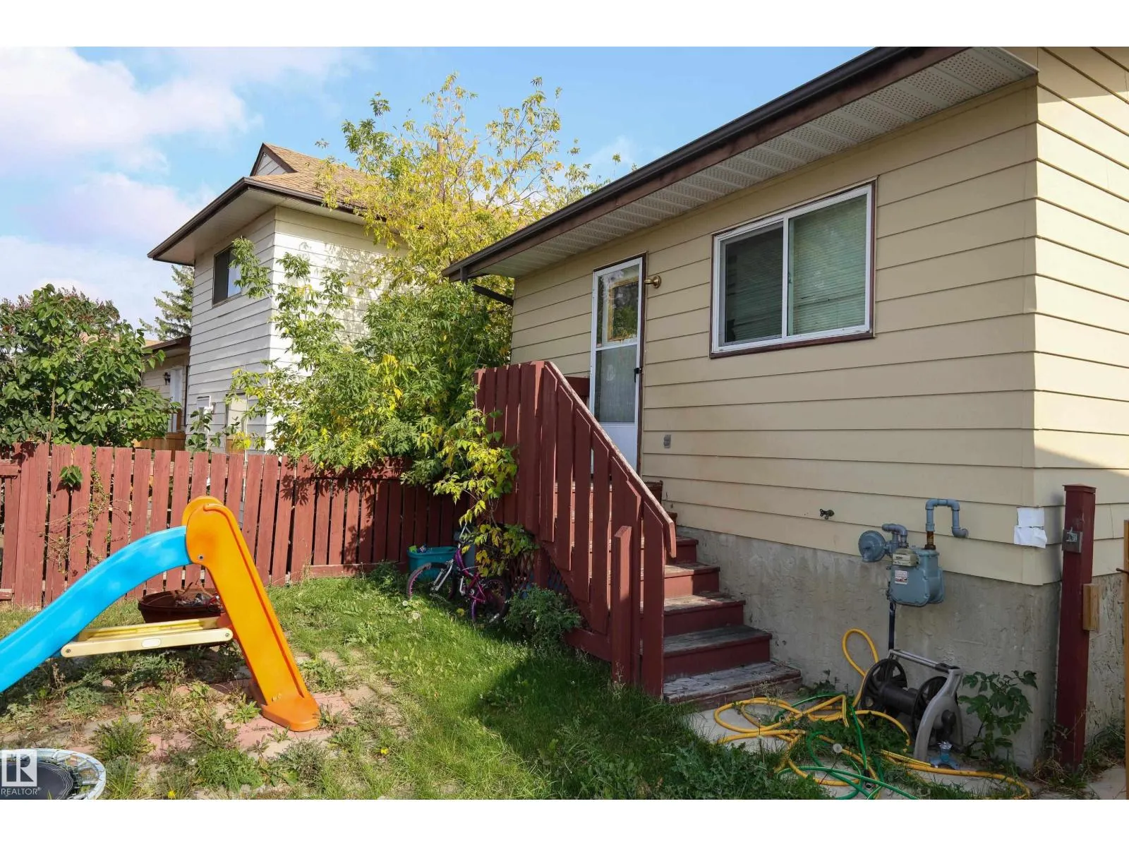 9704 104 ST
