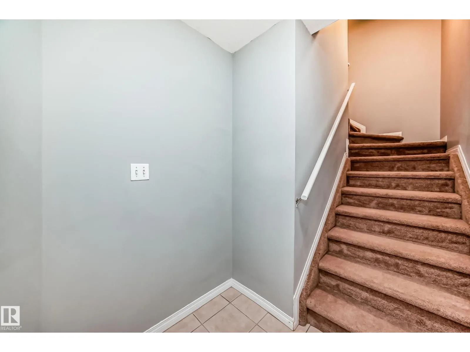 #58 2505 42 ST NW