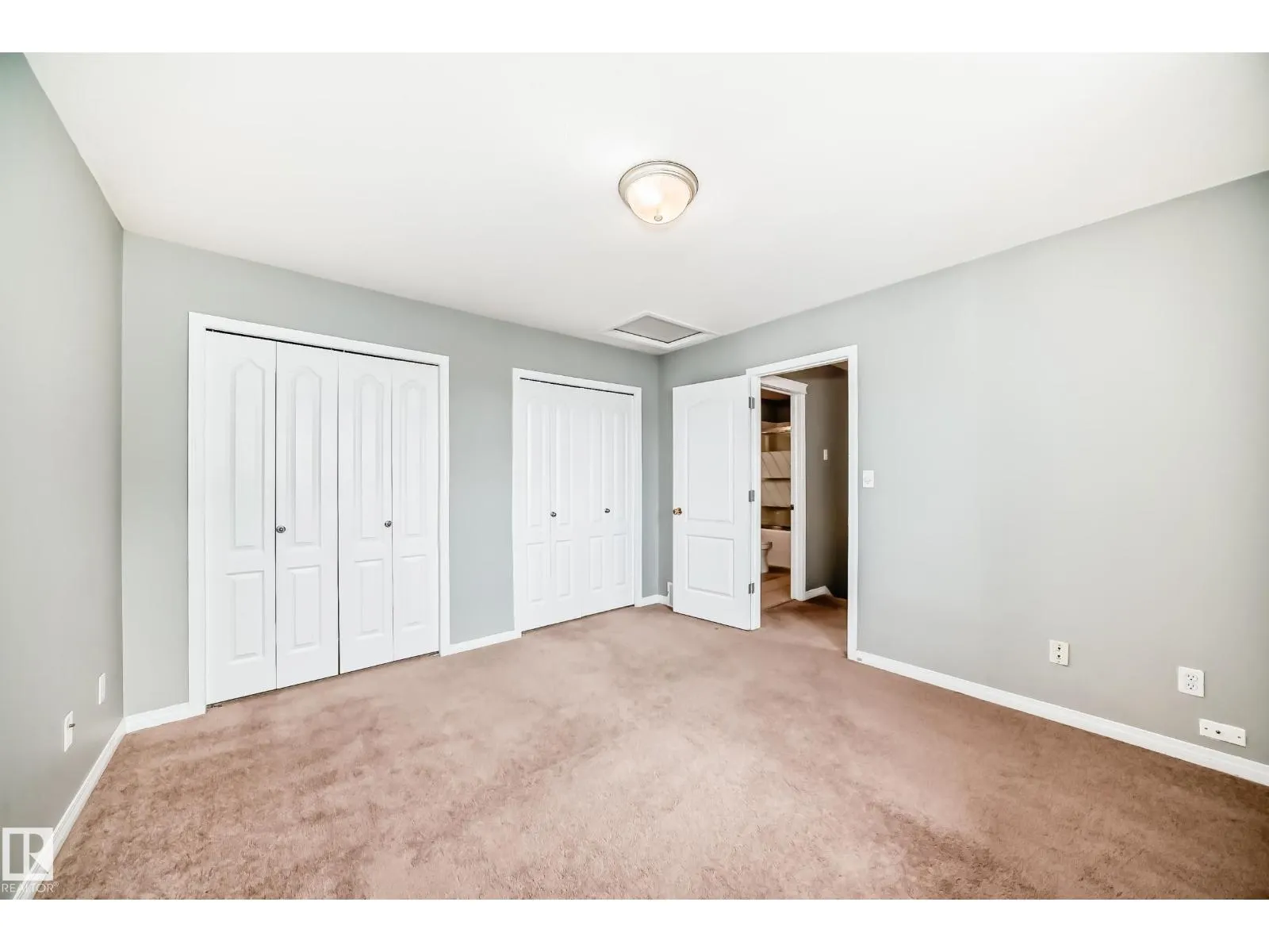 #58 2505 42 ST NW