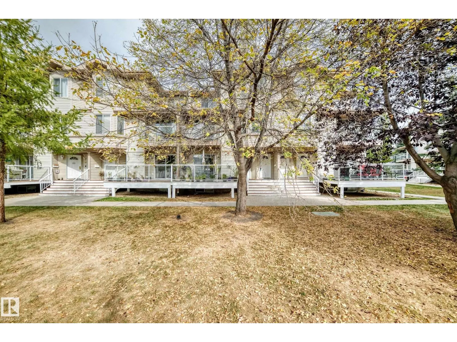 #58 2505 42 ST NW