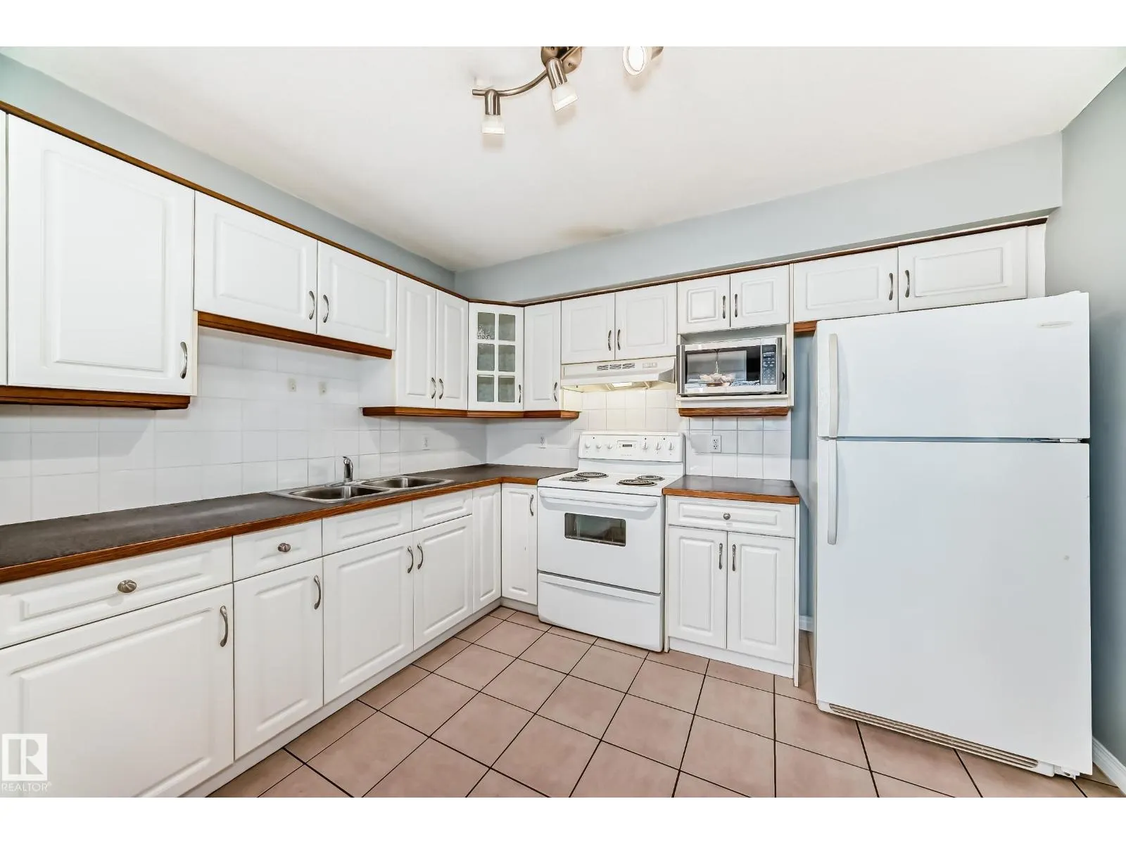 #58 2505 42 ST NW