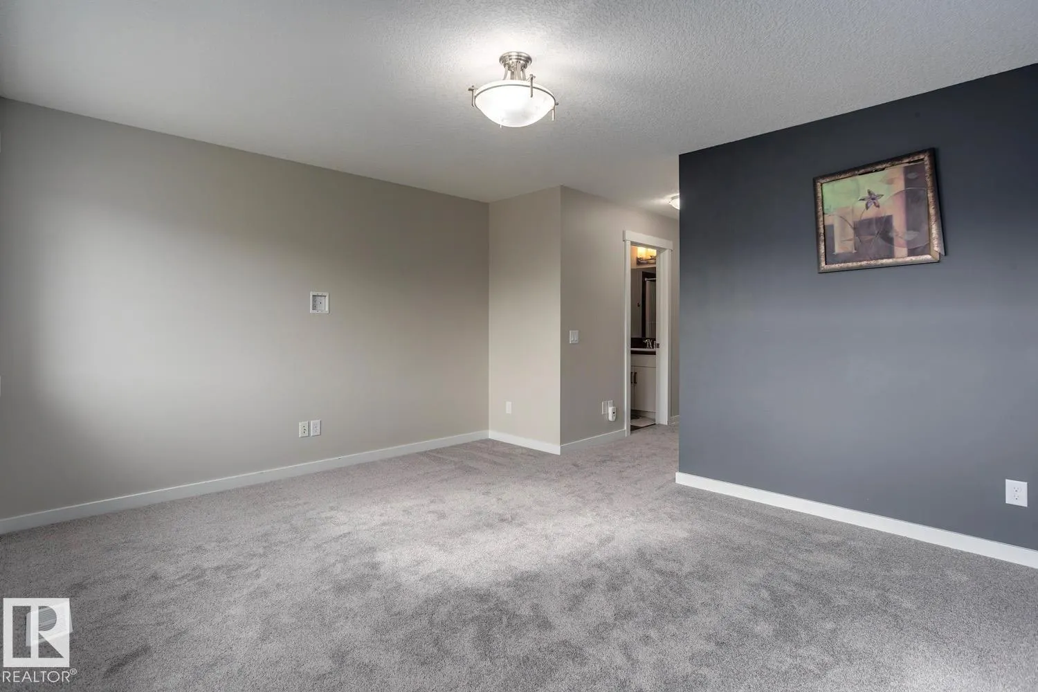 7618 20A AV SW