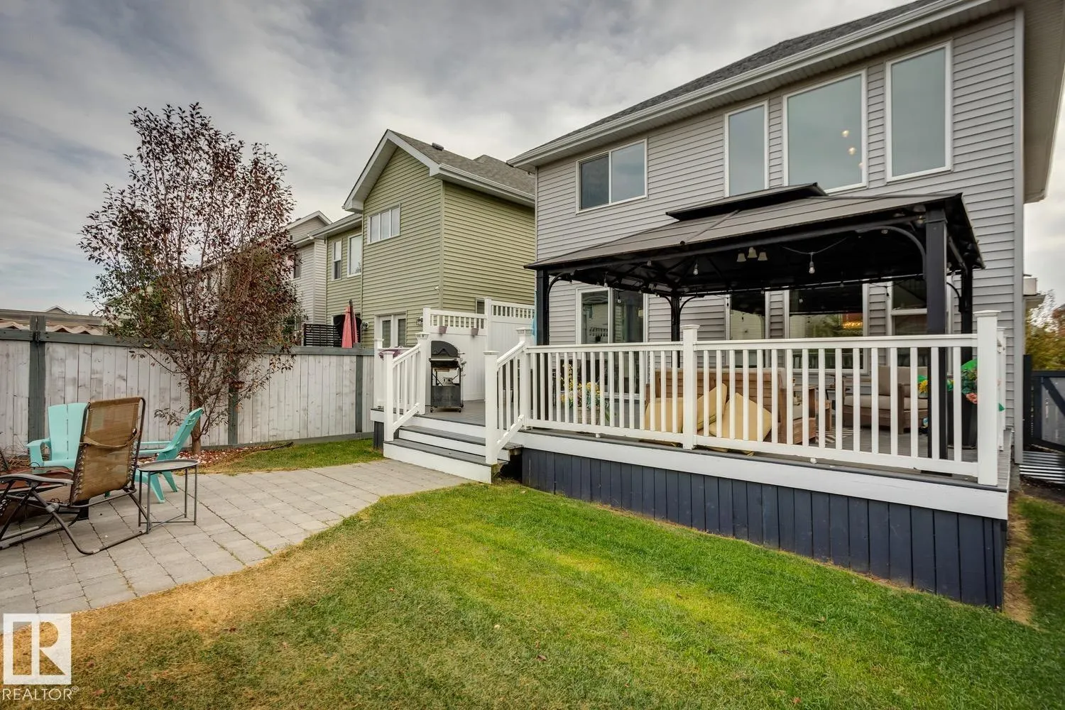 7618 20A AV SW
