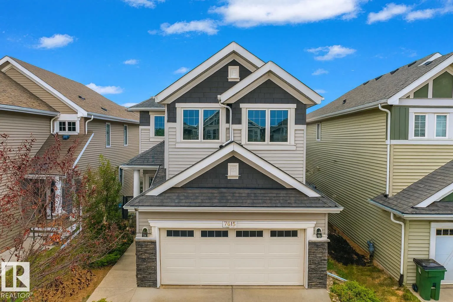 7618 20A AV SW