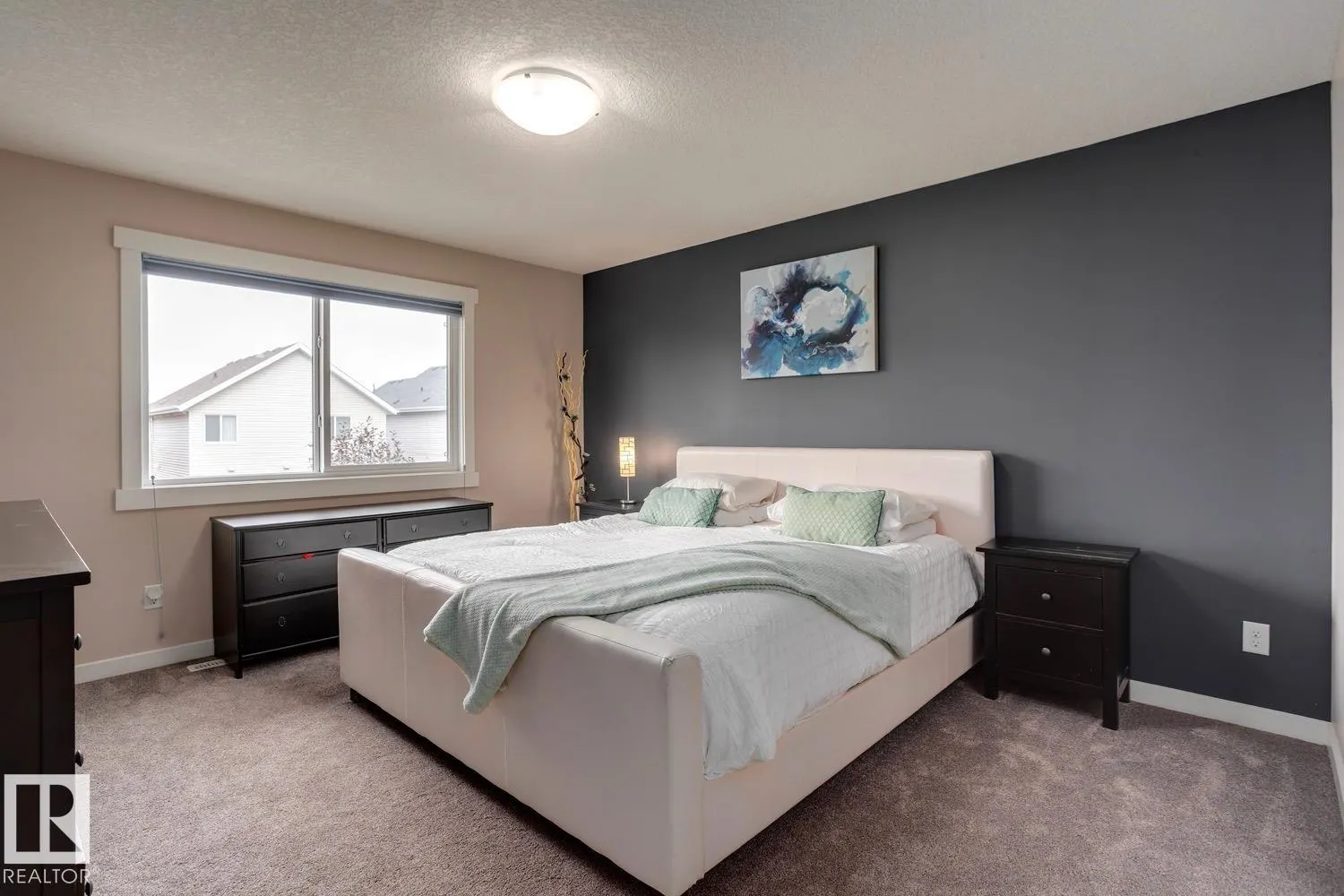 7618 20A AV SW