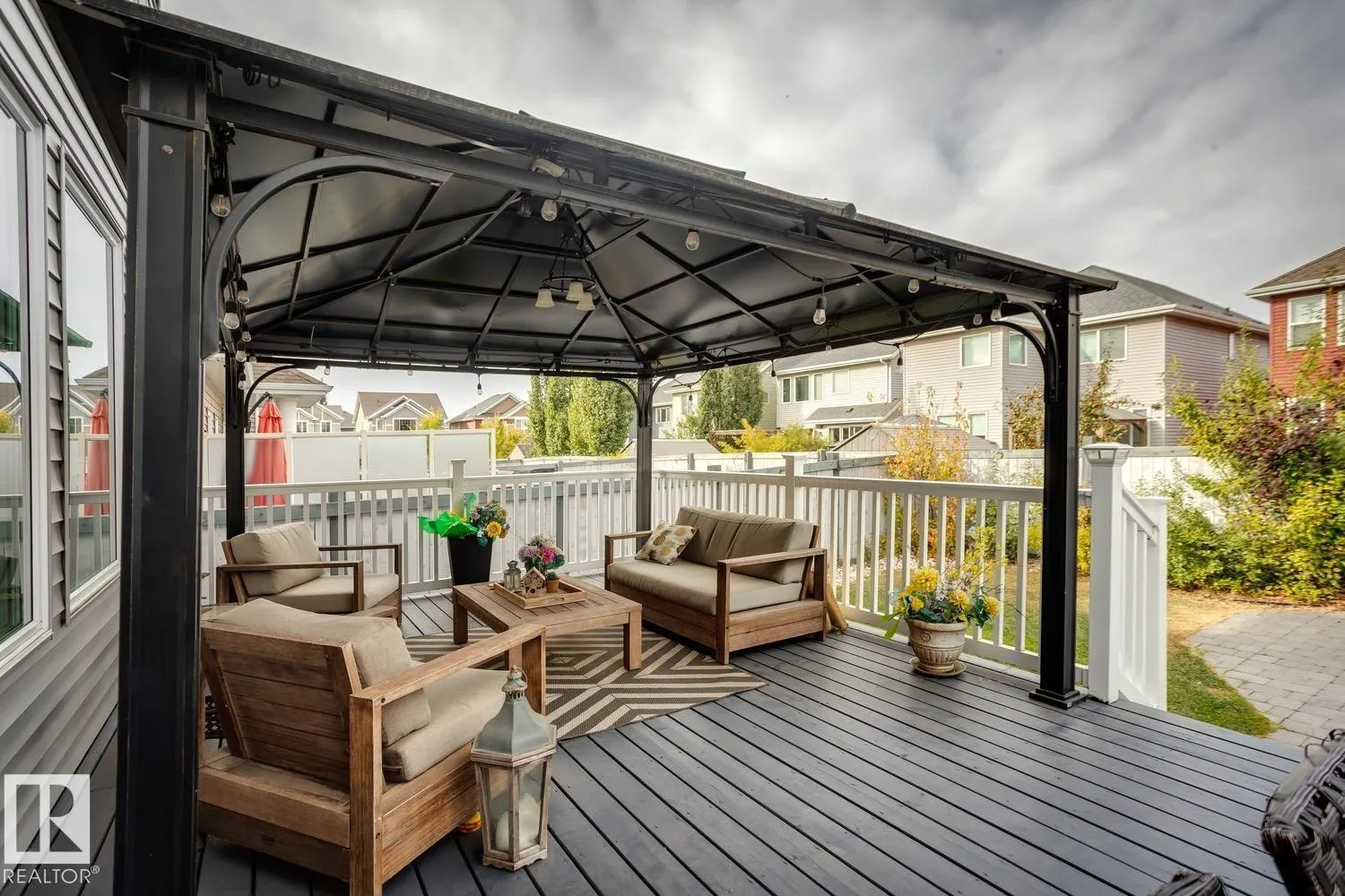 7618 20A AV SW
