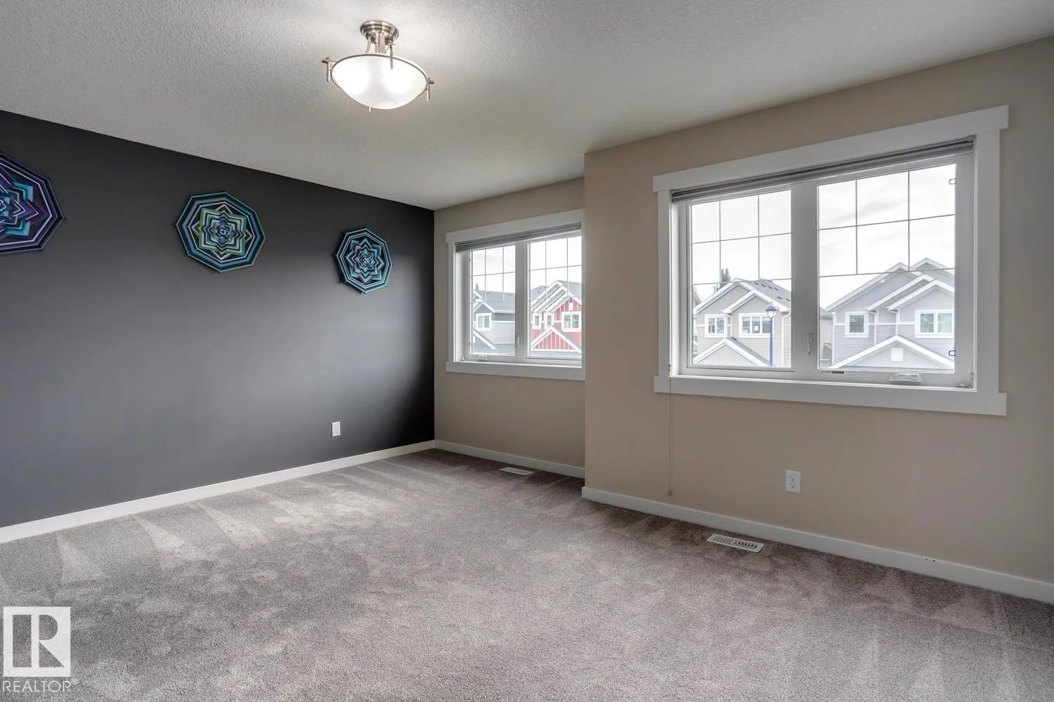 7618 20A AV SW