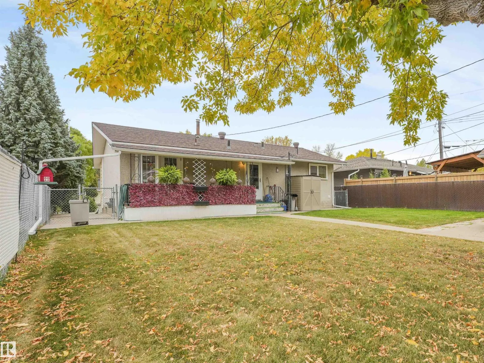16530 104 AV NW