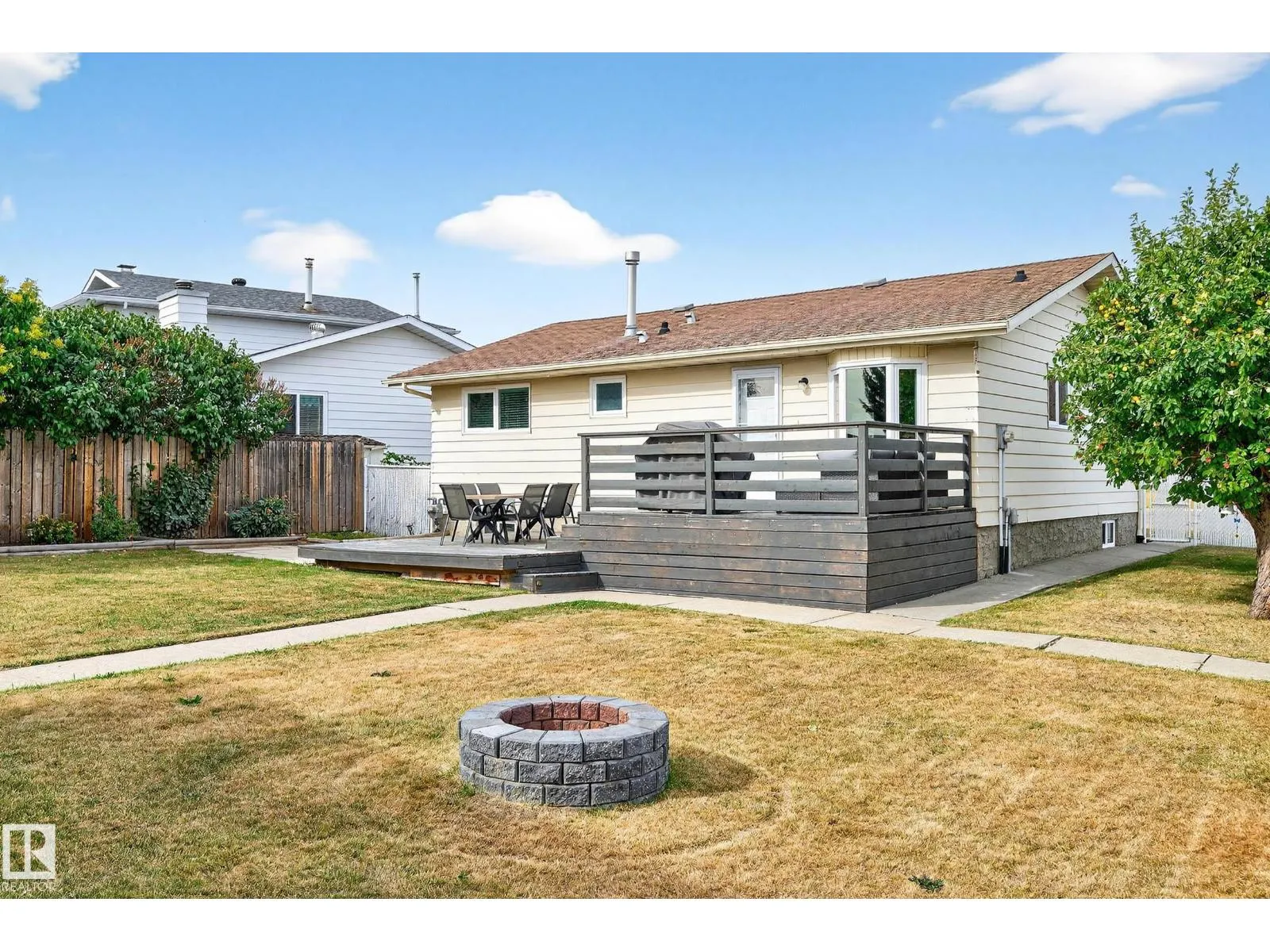 16508 114 ST NW