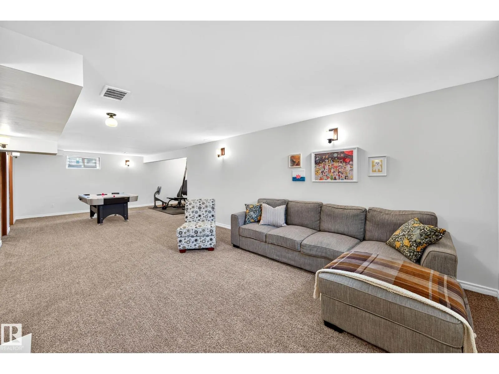 16508 114 ST NW
