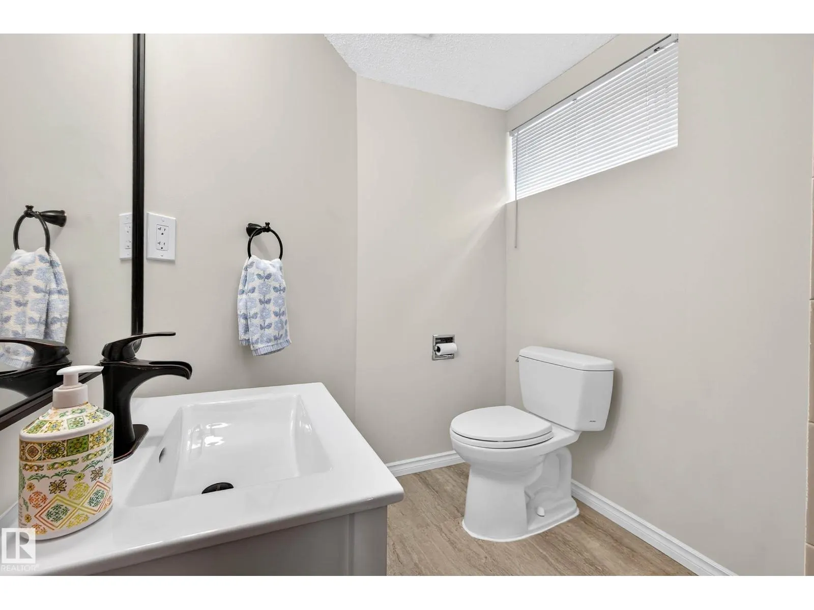 16508 114 ST NW