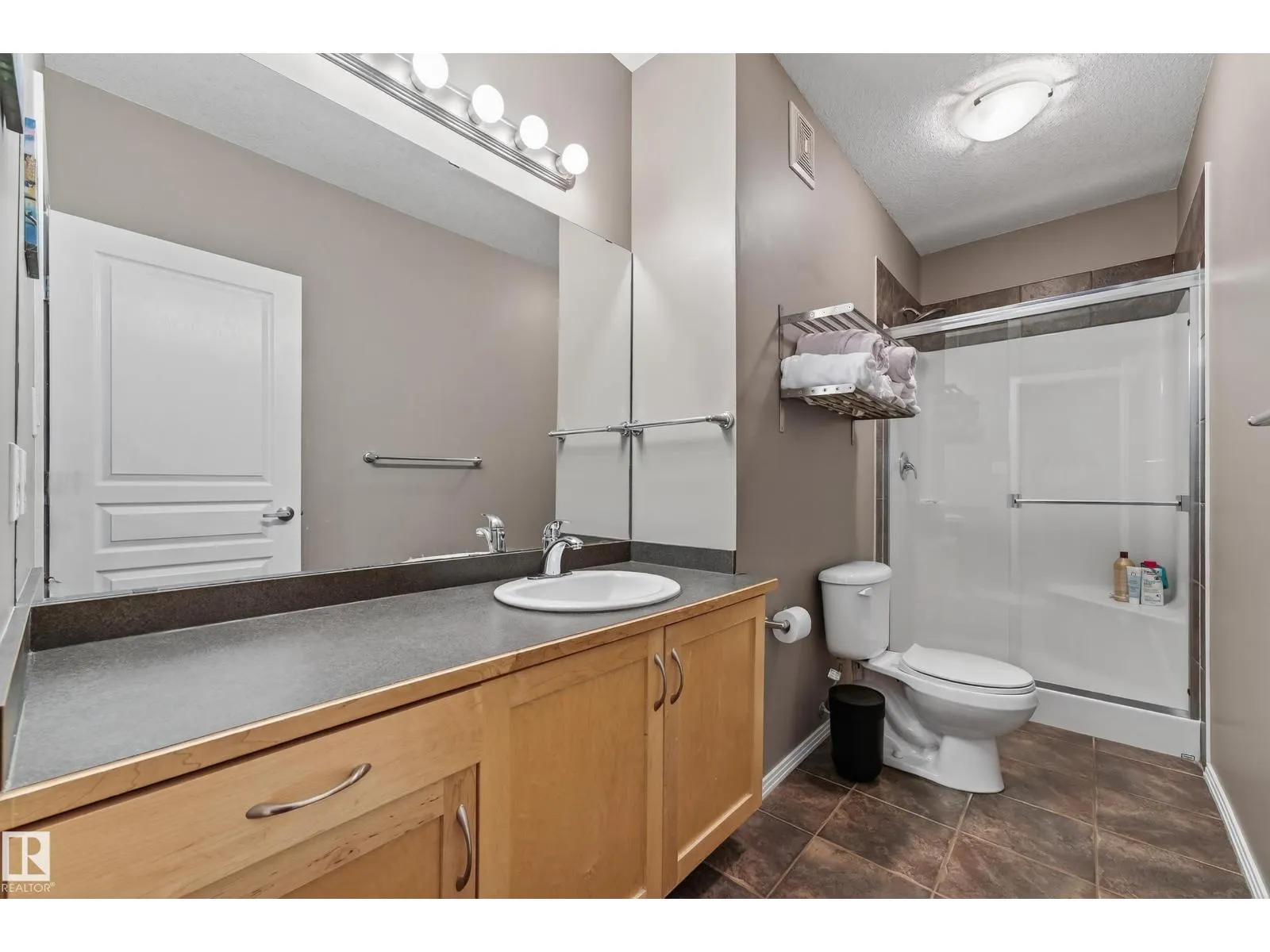 #416 10147 112 ST NW