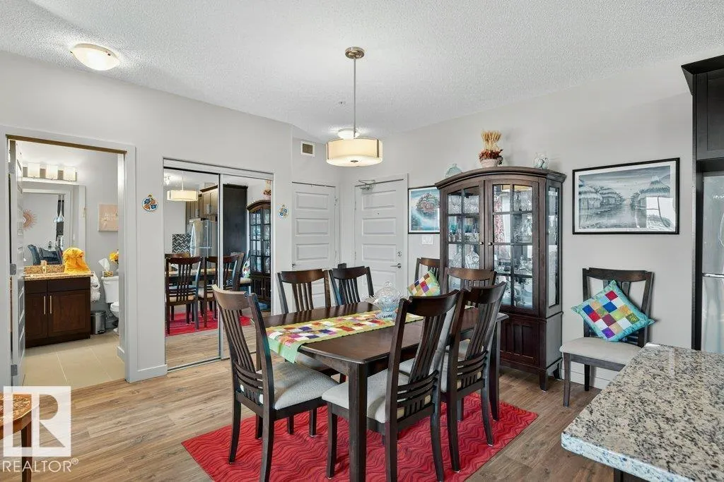 #329 503 ALBANY WY NW