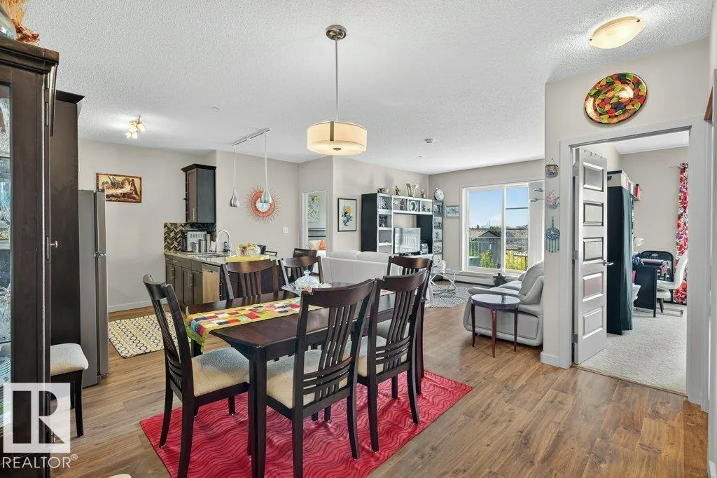 #329 503 ALBANY WY NW