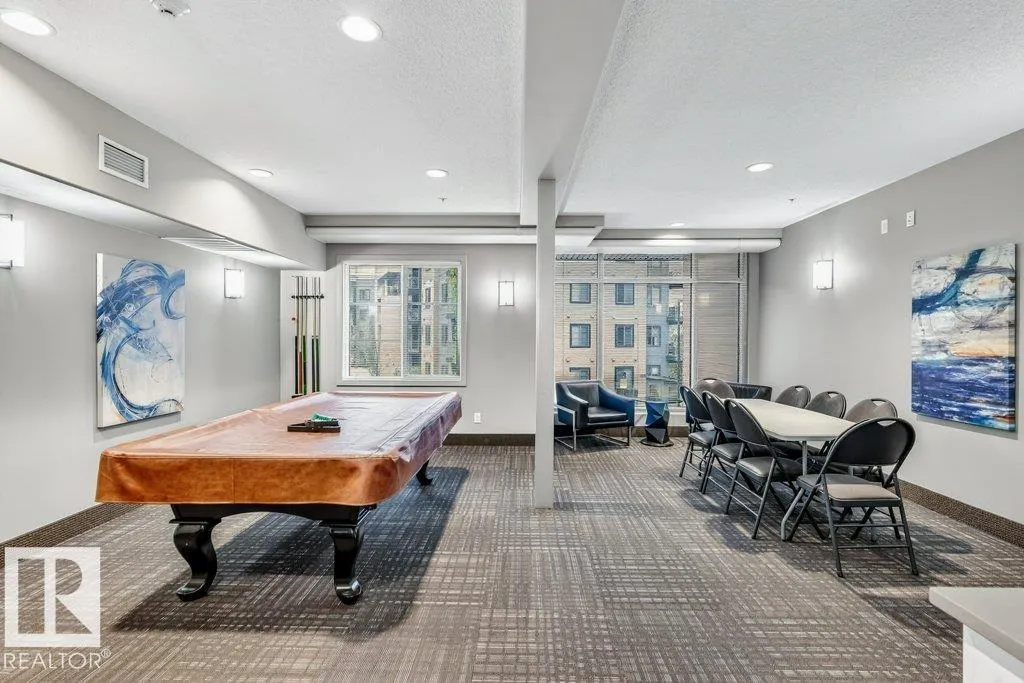 #329 503 ALBANY WY NW