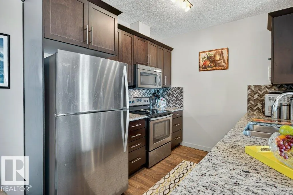 #329 503 ALBANY WY NW