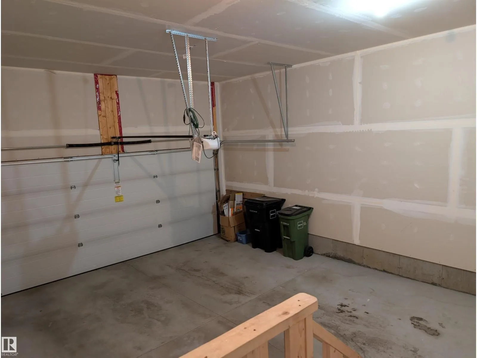 #59 18230 104A ST NW