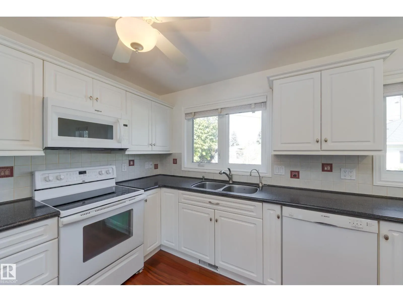 6108 84 AV NW NW