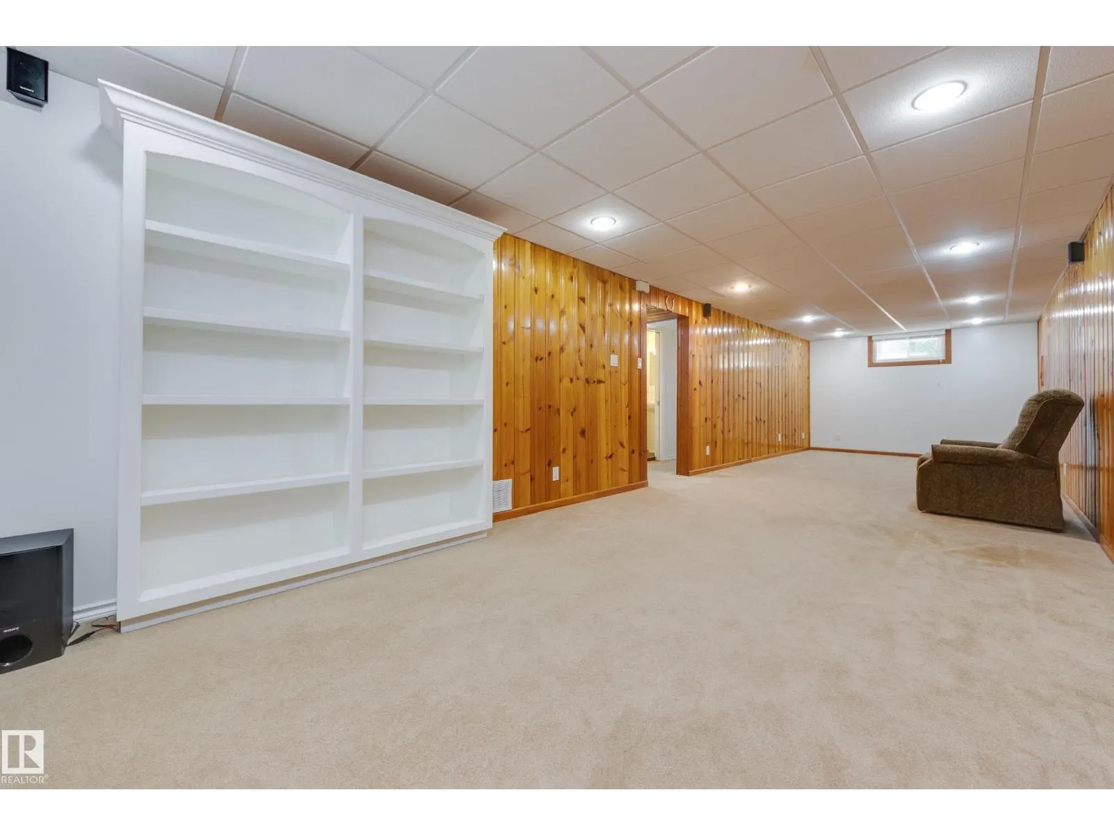 6108 84 AV NW NW