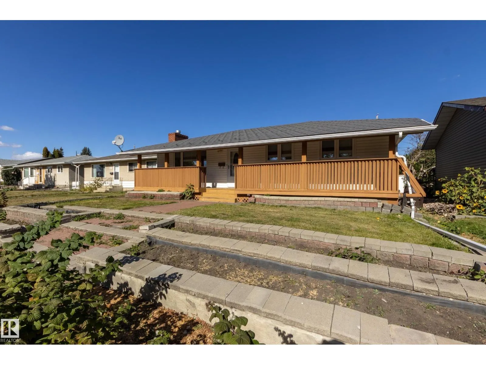 6108 84 AV NW NW